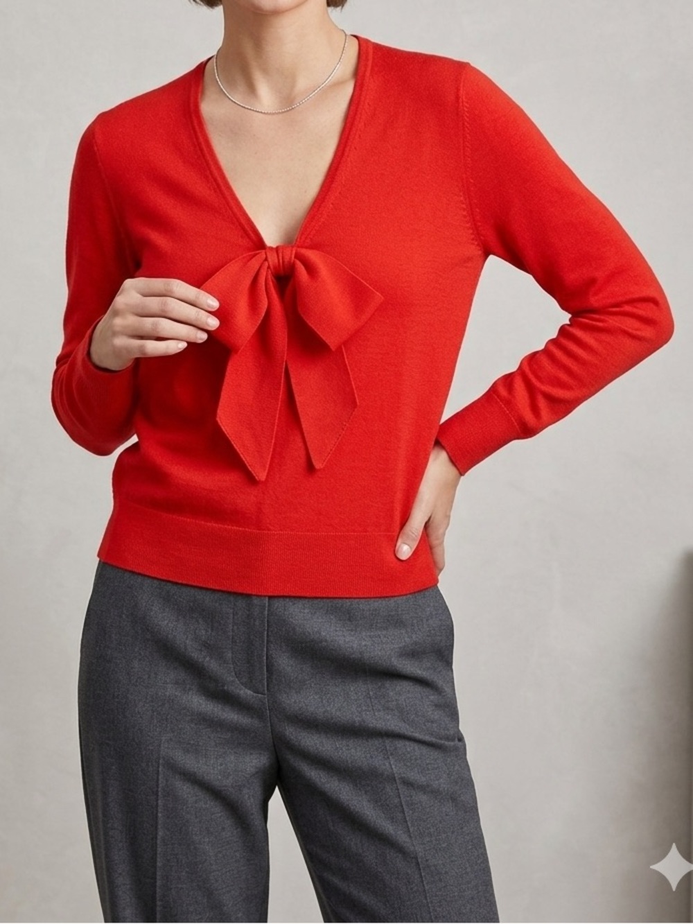 NWT J.Crew Lightweight Merino Wool Bow V-Neck Sweater Red size L❤️